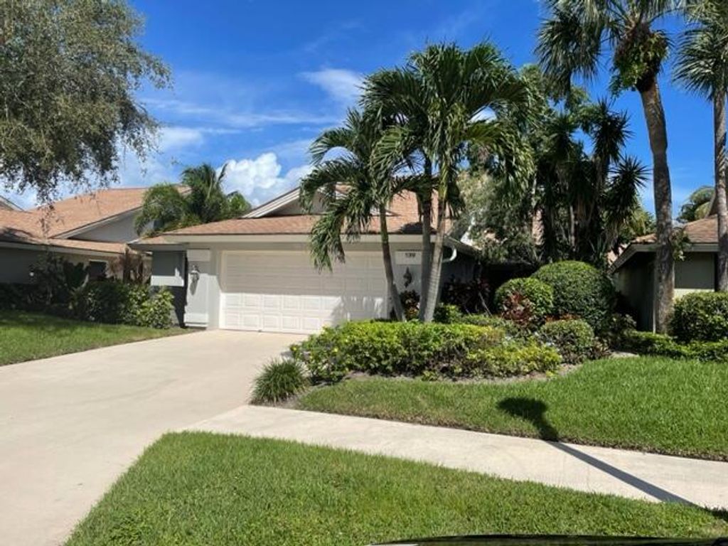 Photo of 139 Sand Pine Drive, Jupiter, FL 33477 (MLS # R10958255)