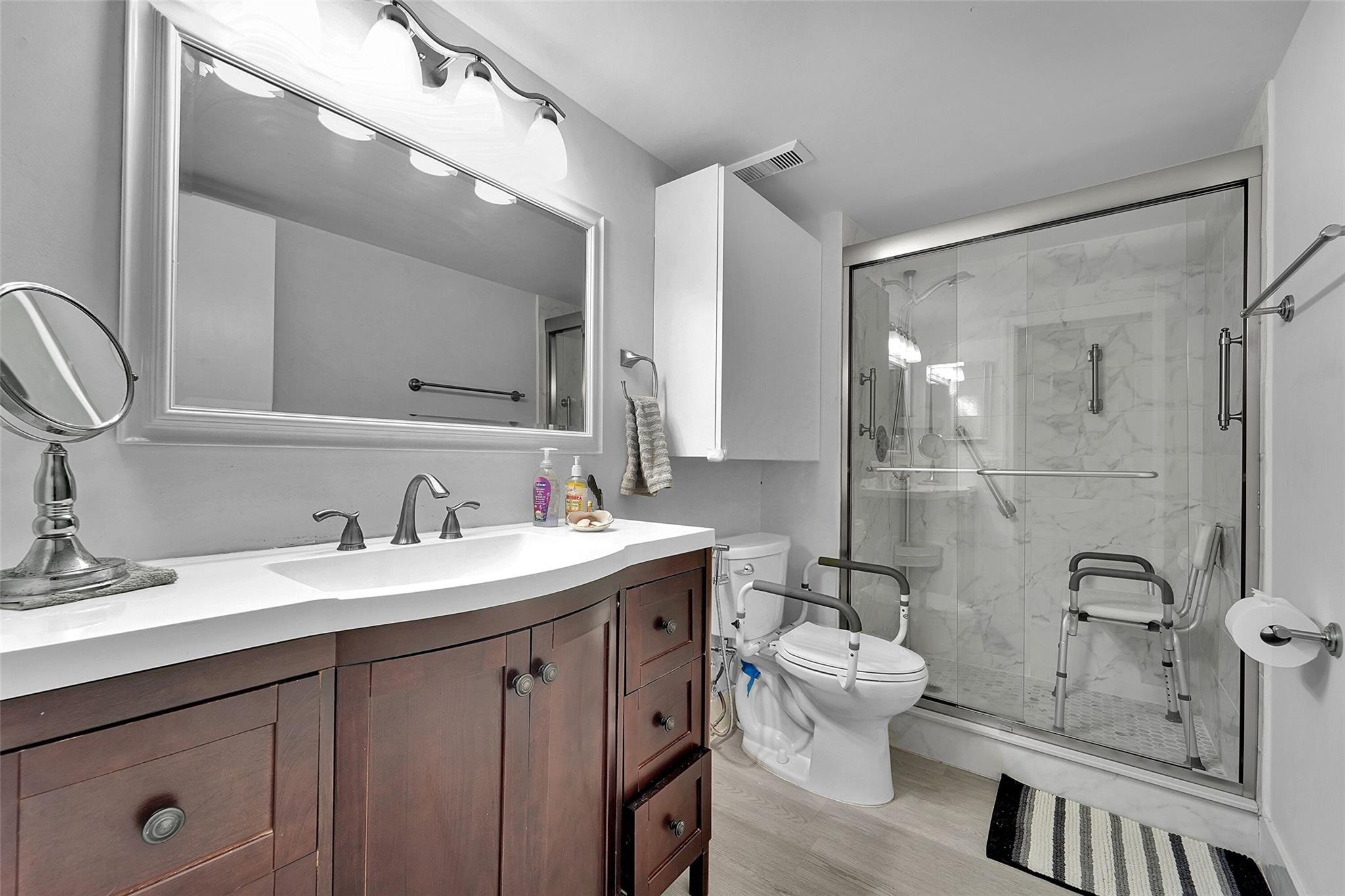 Palm Lakes Condominium - Residential