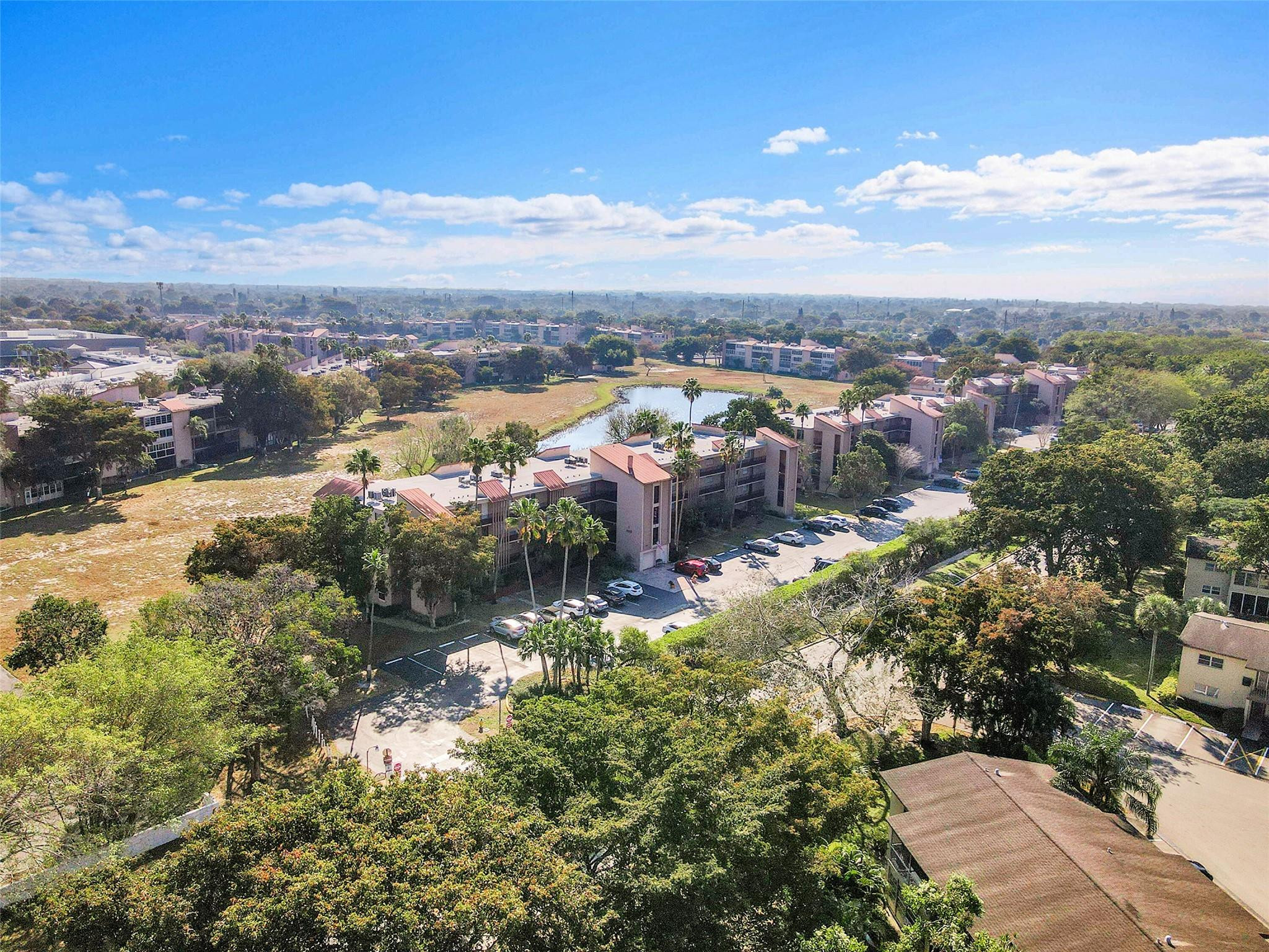 Palm Lakes Condominium - Residential