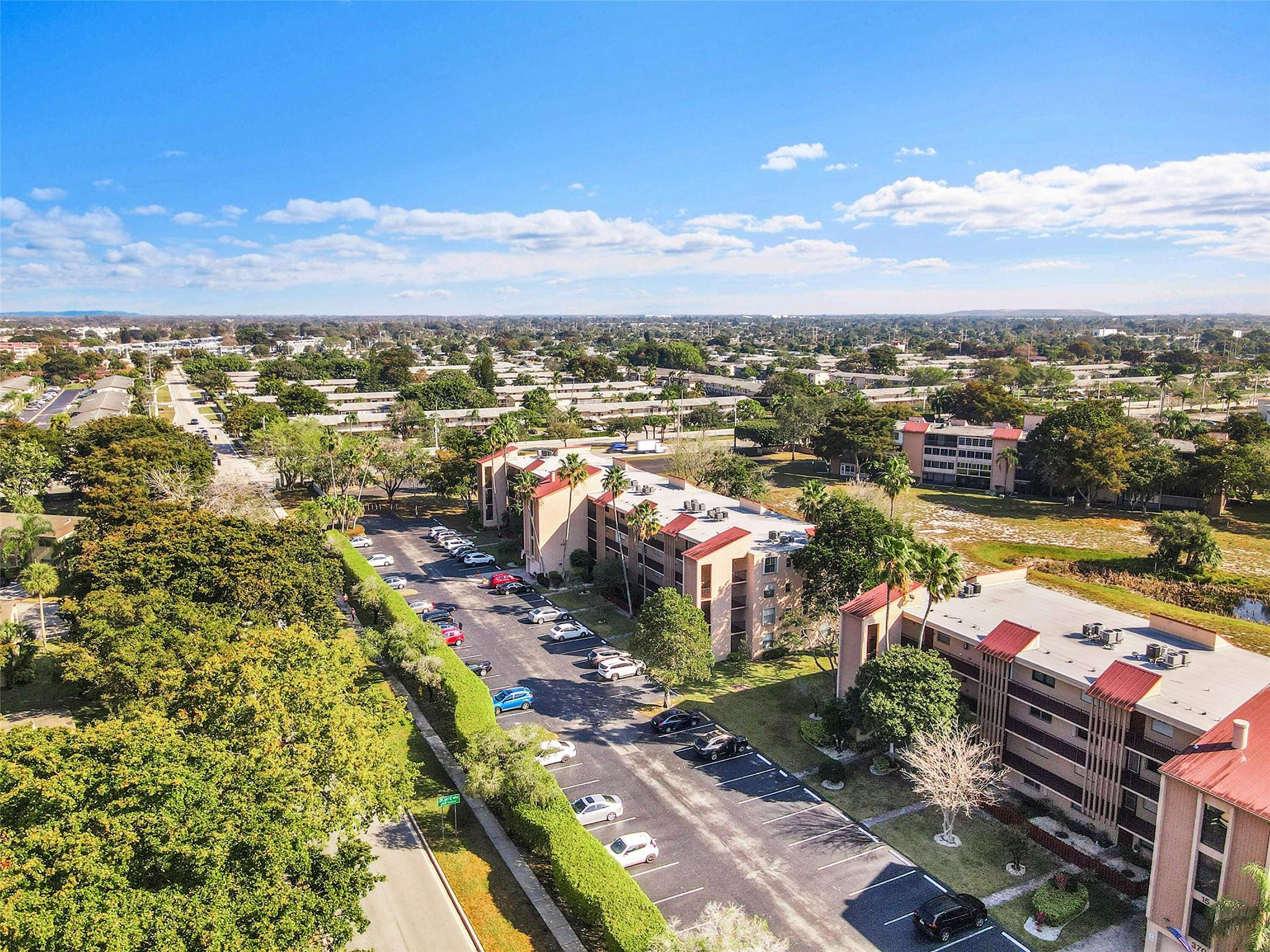 Palm Lakes Condominium - Residential