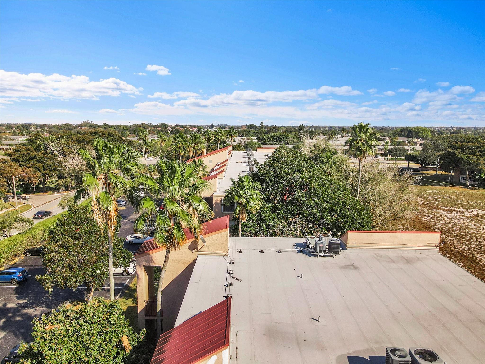 Palm Lakes Condominium - Residential