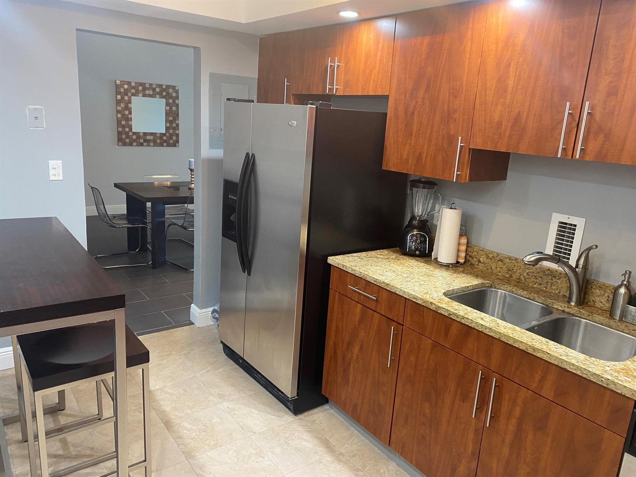 SIAN OCEAN RESIDENCES CON - Residential Lease