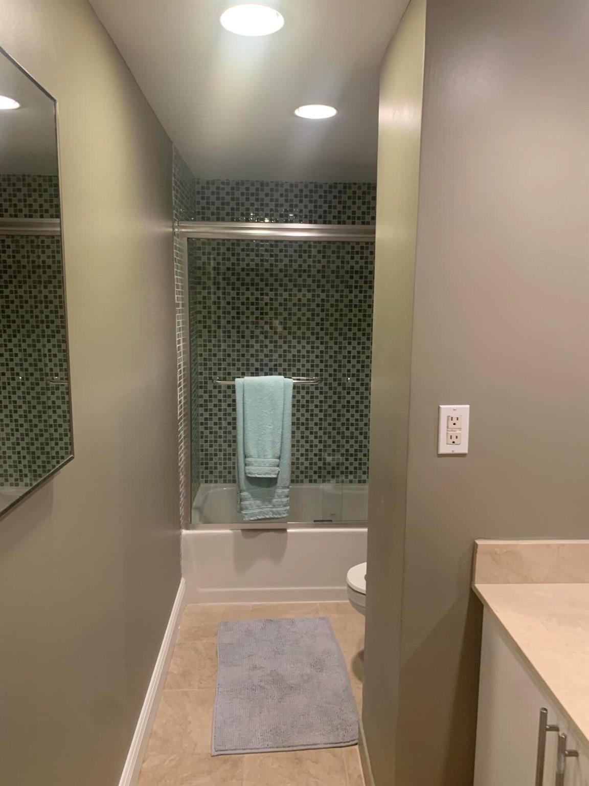 SIAN OCEAN RESIDENCES CON - Residential Lease