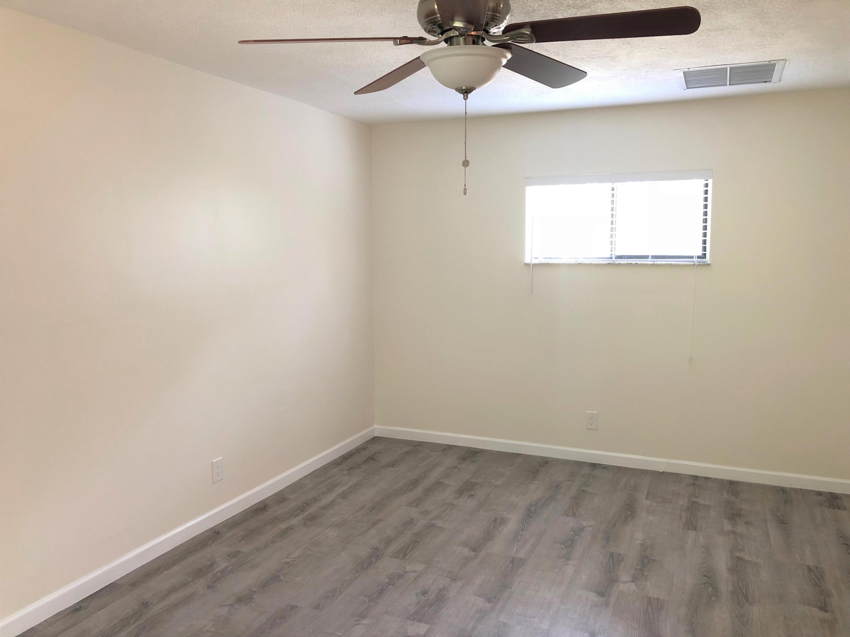 CROSSINGS OF BOYNTON BEACH CONDO - Residential Lease