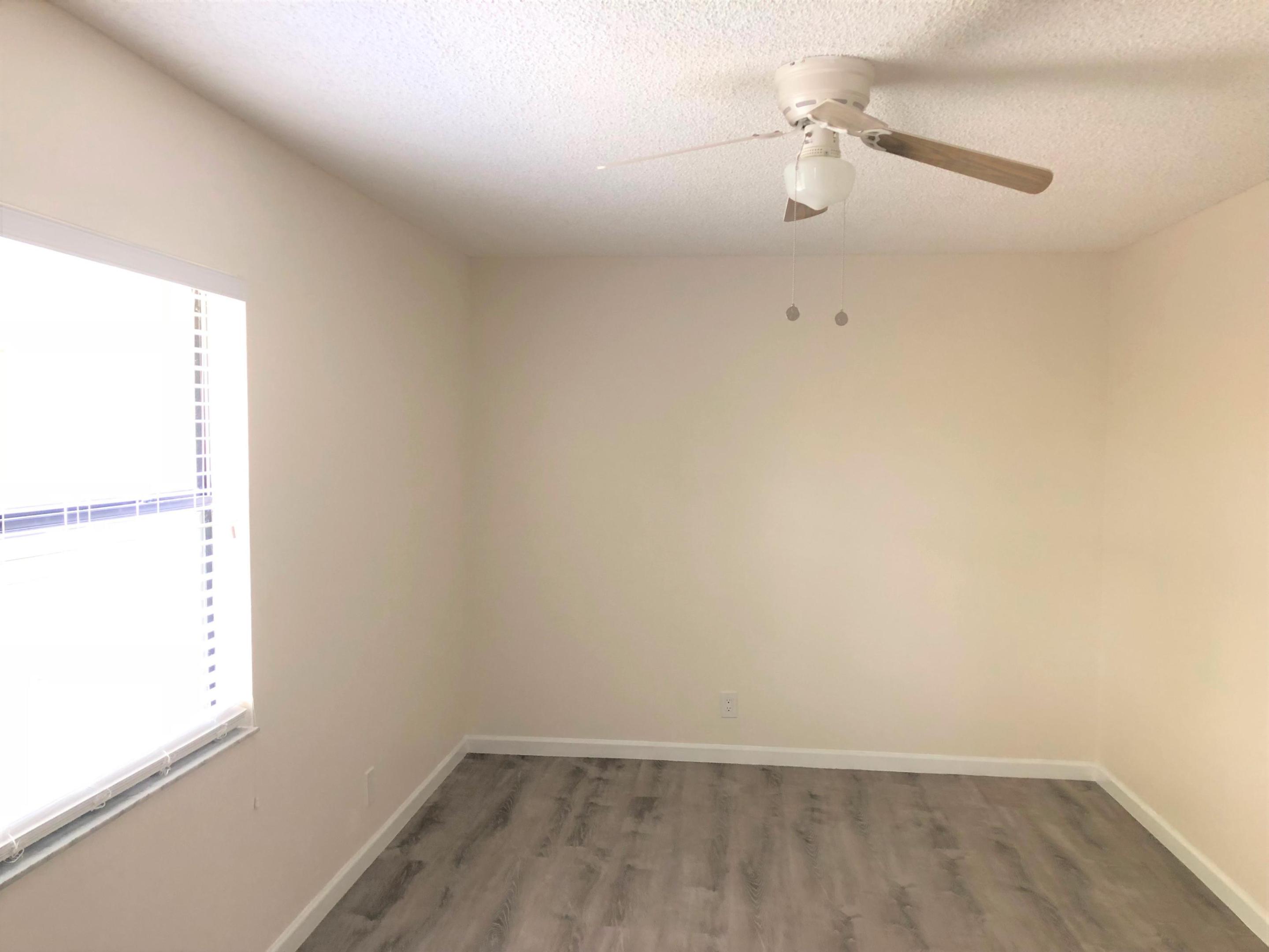 CROSSINGS OF BOYNTON BEACH CONDO - Residential Lease
