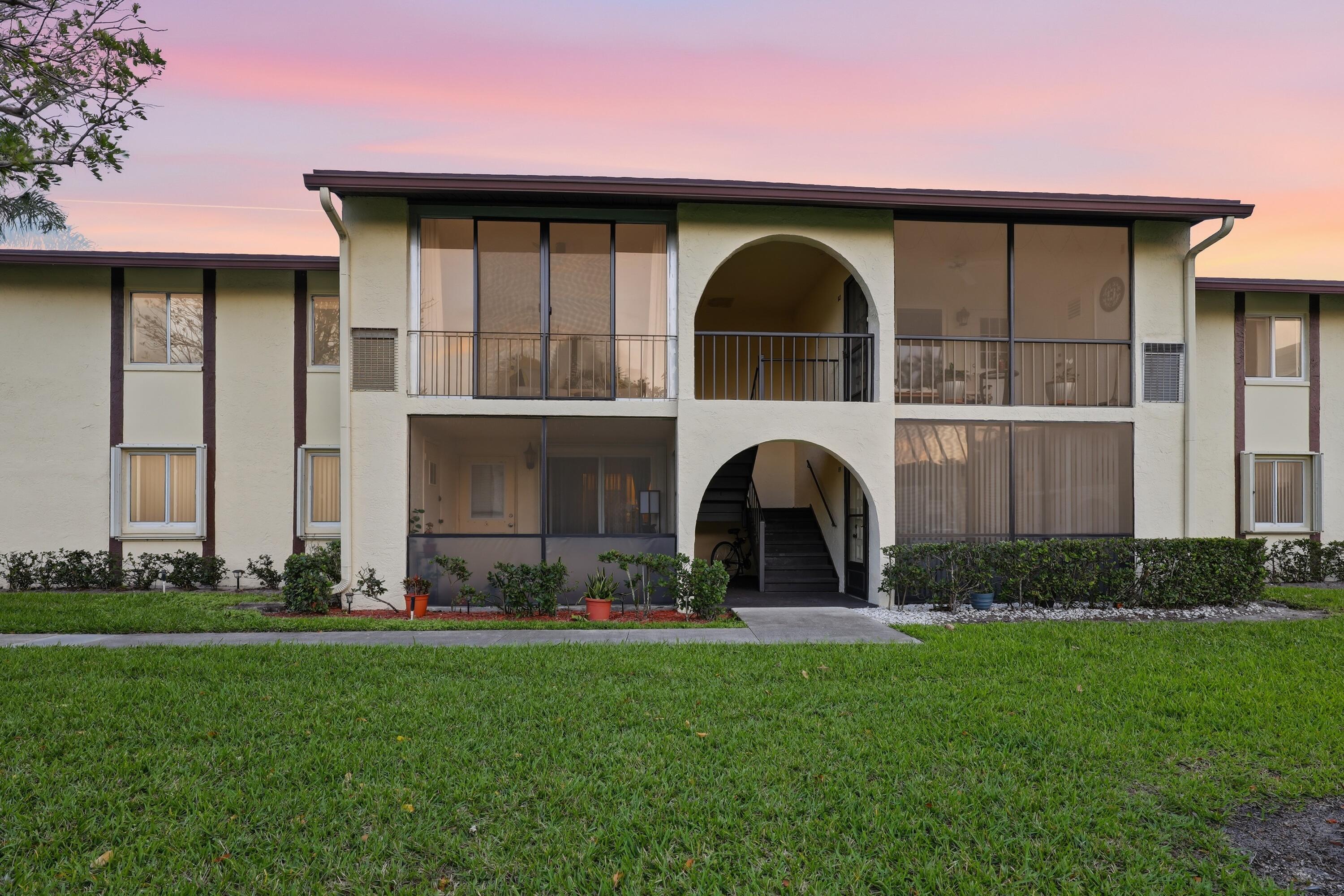 PINE RIDGE IV COND DECL FILED - Residential