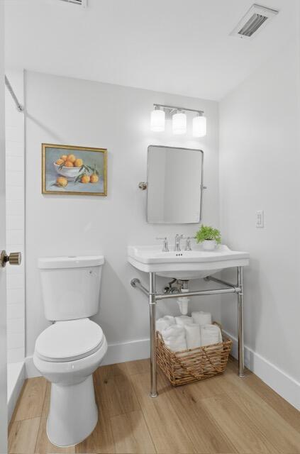 PINE RIDGE IV COND DECL FILED - Residential