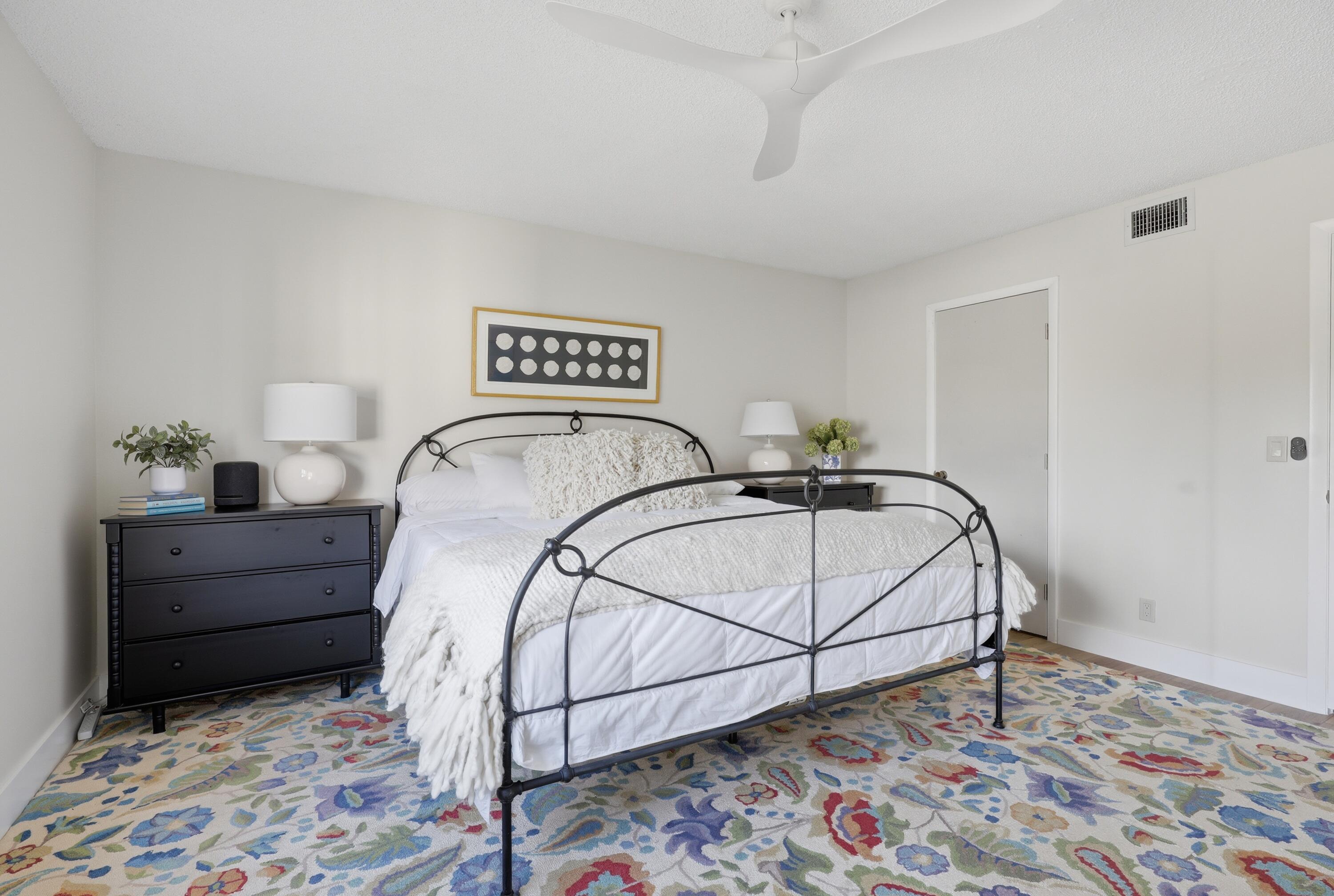 PINE RIDGE IV COND DECL FILED - Residential