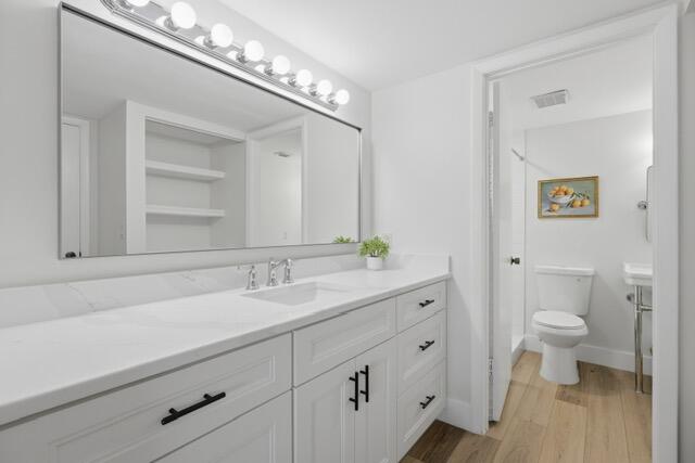 PINE RIDGE IV COND DECL FILED - Residential