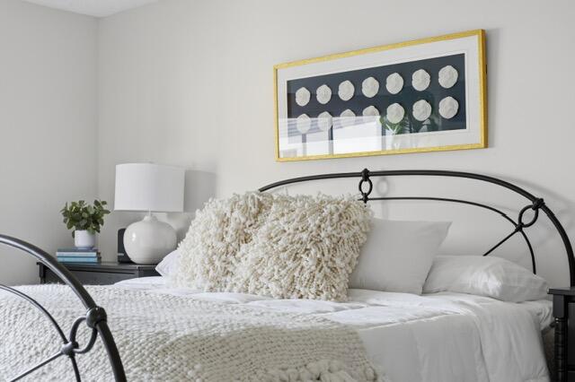 PINE RIDGE IV COND DECL FILED - Residential