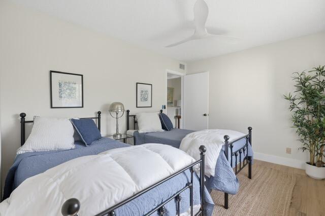 PINE RIDGE IV COND DECL FILED - Residential