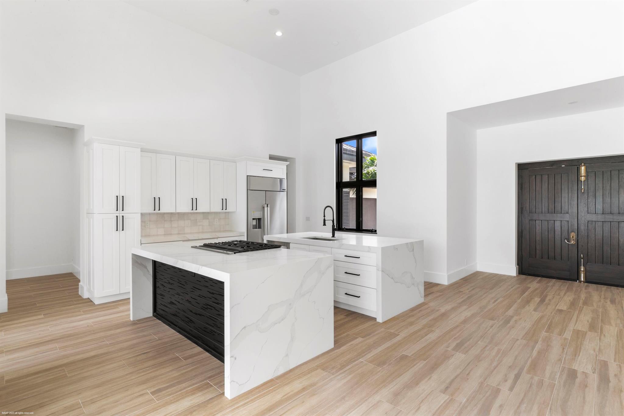 WHITE FENCES EQUESTRIAN E - Residential