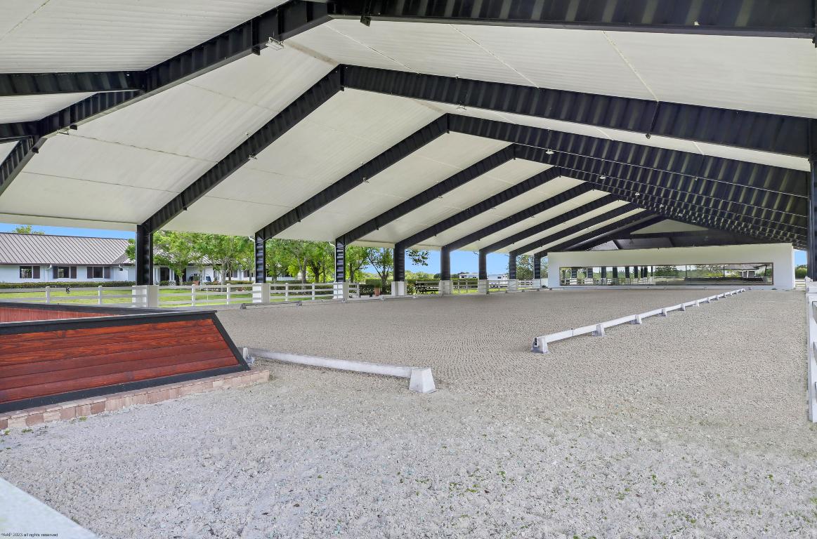 WHITE FENCES EQUESTRIAN ESTATES - Residential