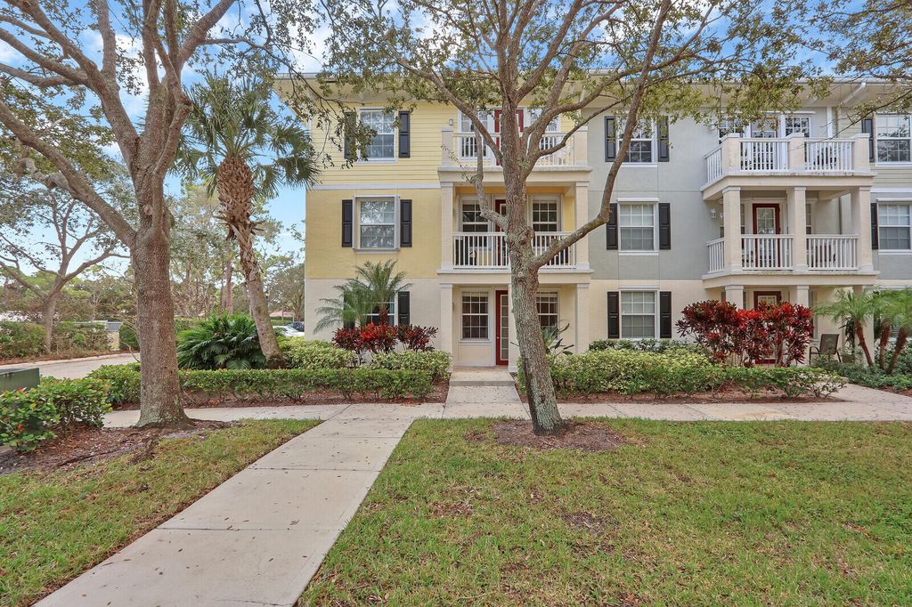 Photo of 275 Murcia Drive #105, Jupiter, FL 33458 (MLS # R11043527)