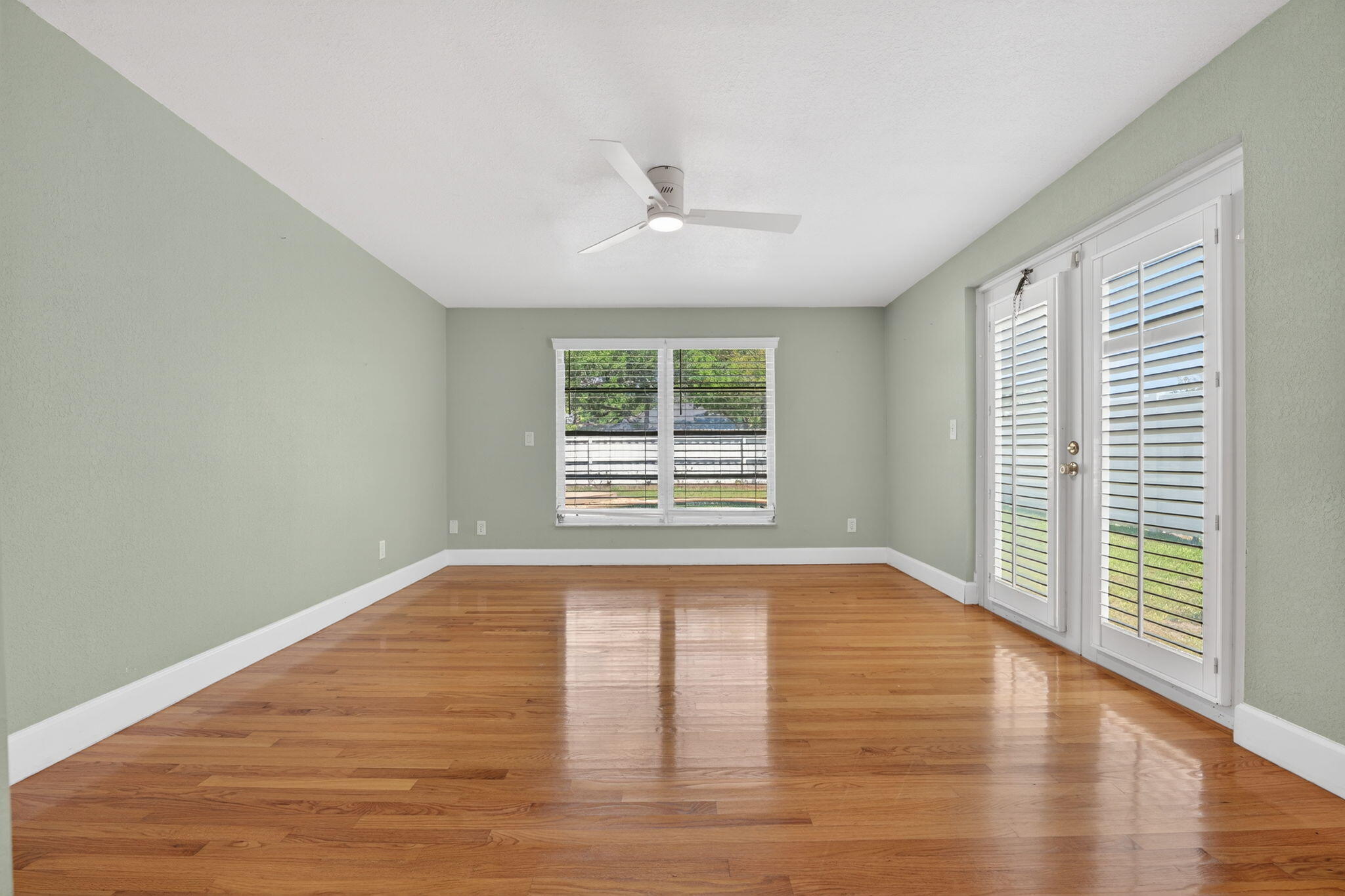 BOCA RATON SQUARE 16 - Residential