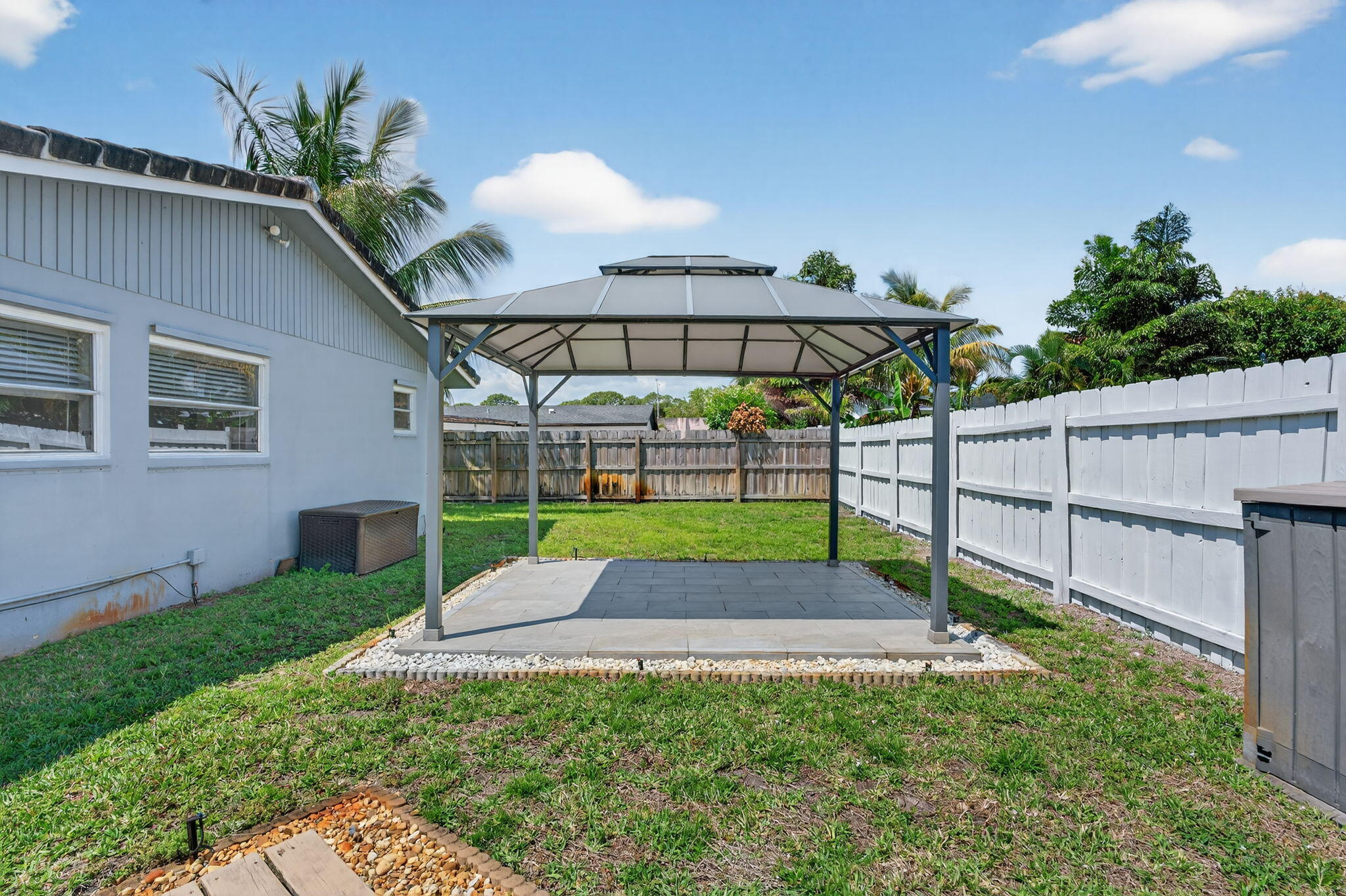 BOCA RATON SQUARE 16 - Residential