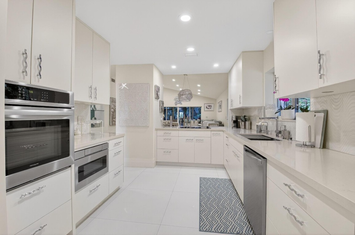 19452 Waters Reach Lane 305 Lane 305