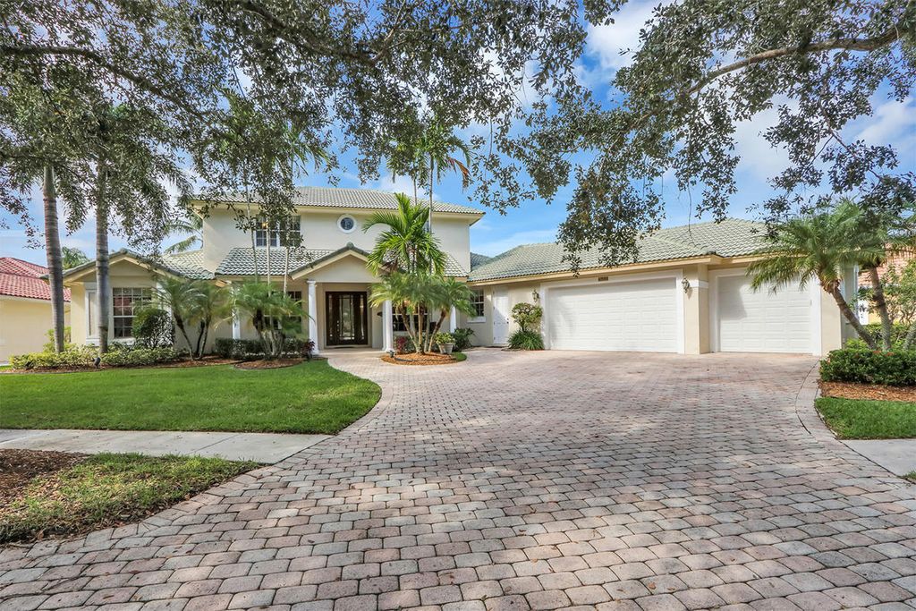 Photo of 6990 Cypress Cove Circle, Jupiter, FL 33458 (MLS # B26027681)