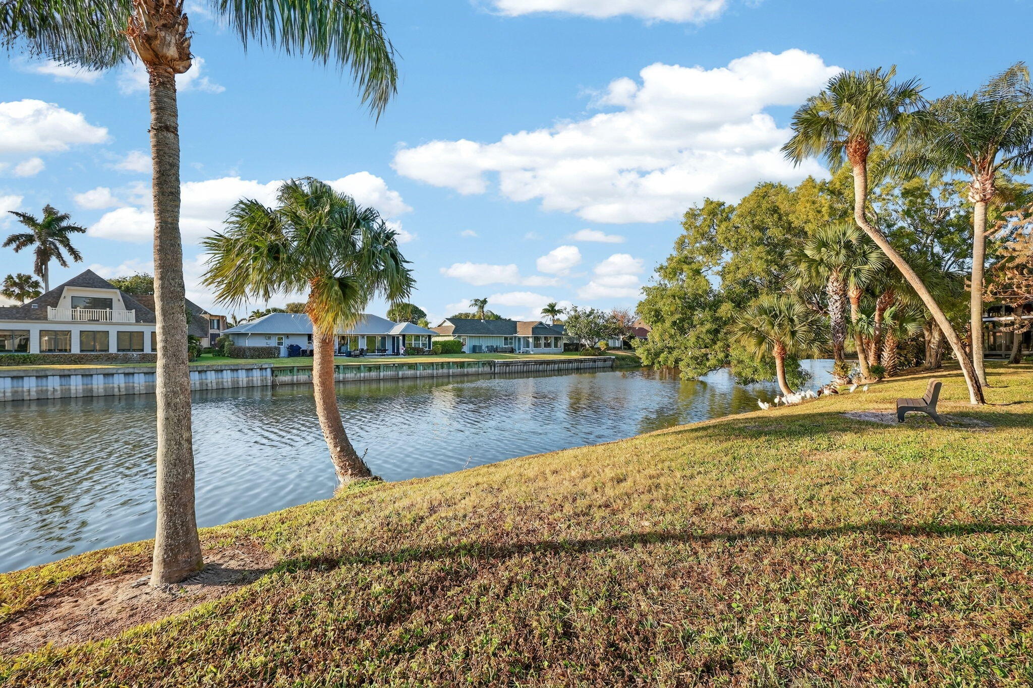 Hanson's Landing Condo - Residential