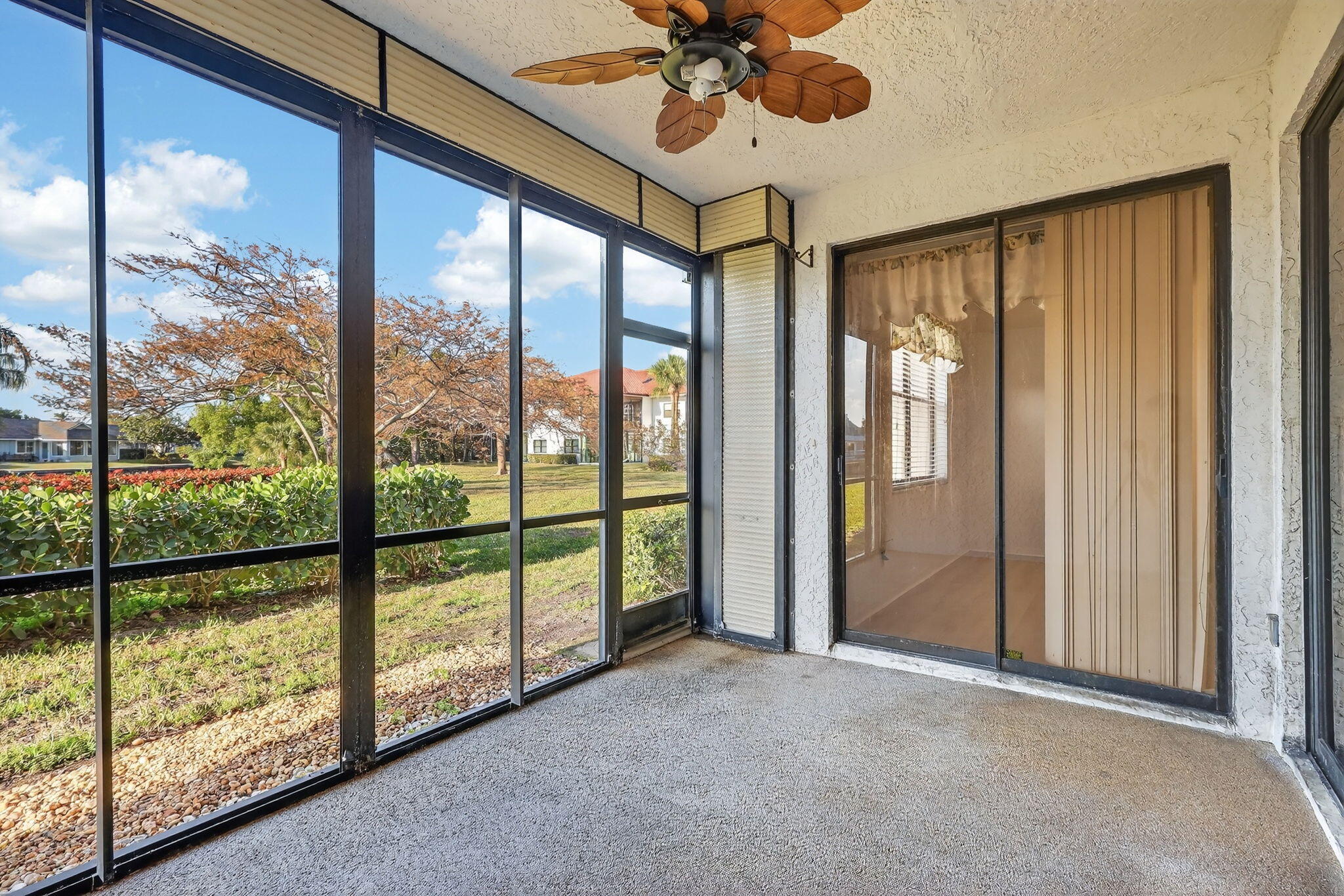 Hanson's Landing Condo - Residential