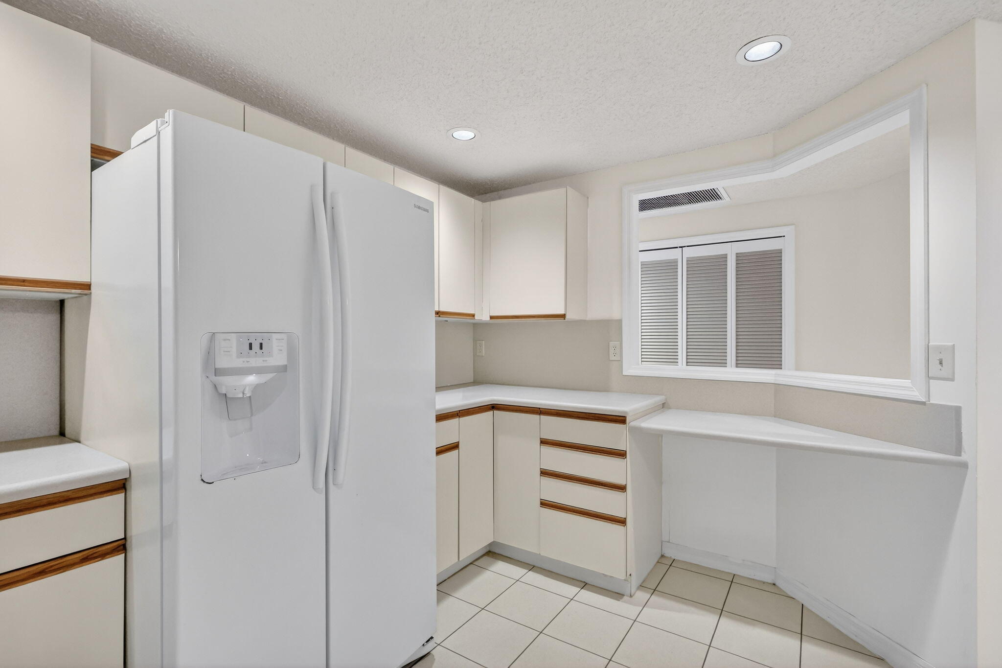 Hanson's Landing Condo - Residential