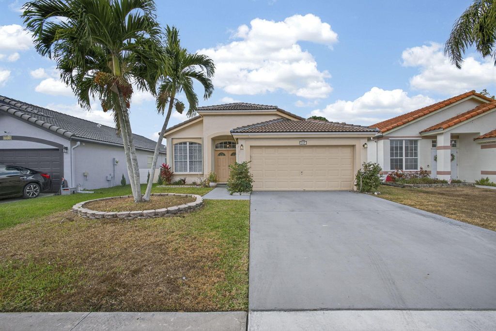 Photo of 765 Lake Wellington Drive, Wellington, FL 33414 (MLS # R11160531)