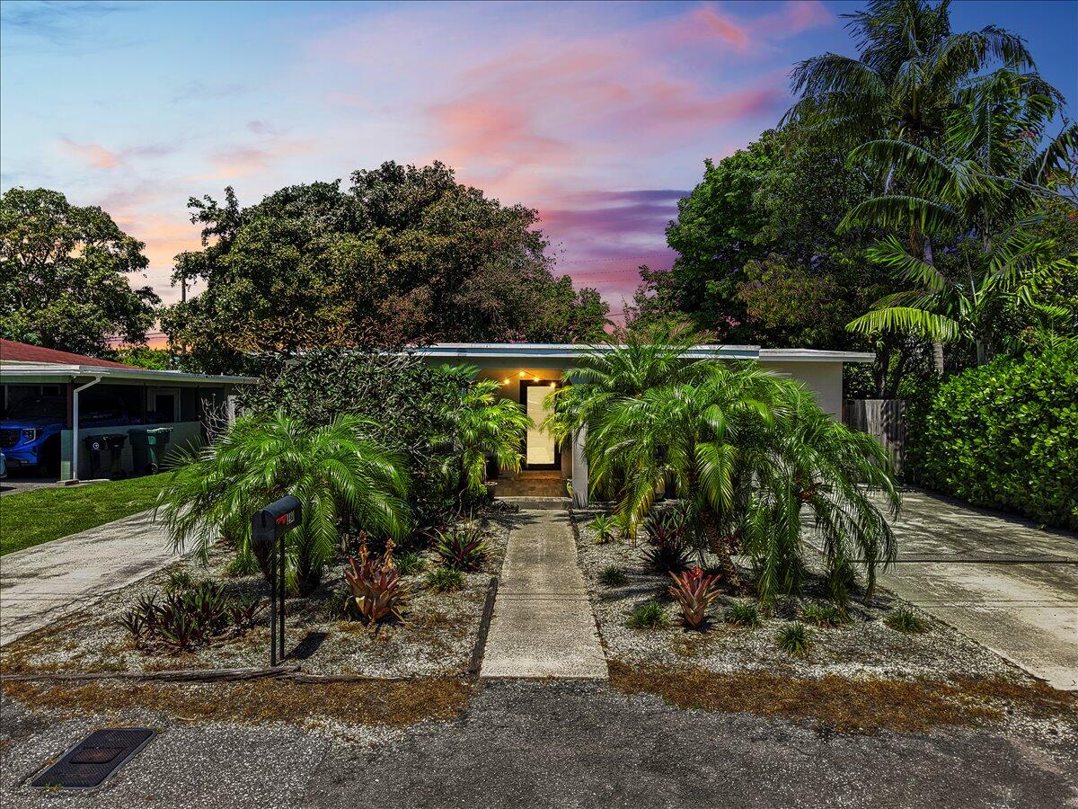 1421 NW 7th Terrace