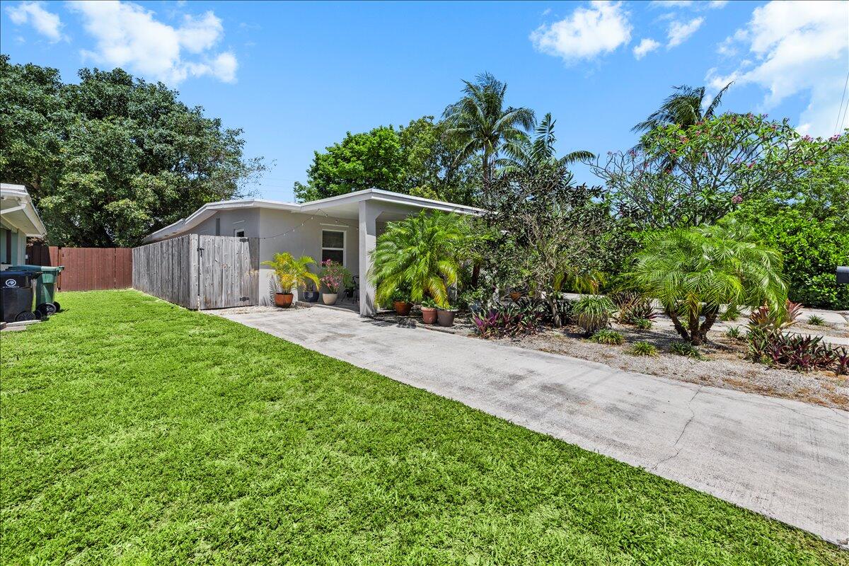 1421 NW 7th Terrace