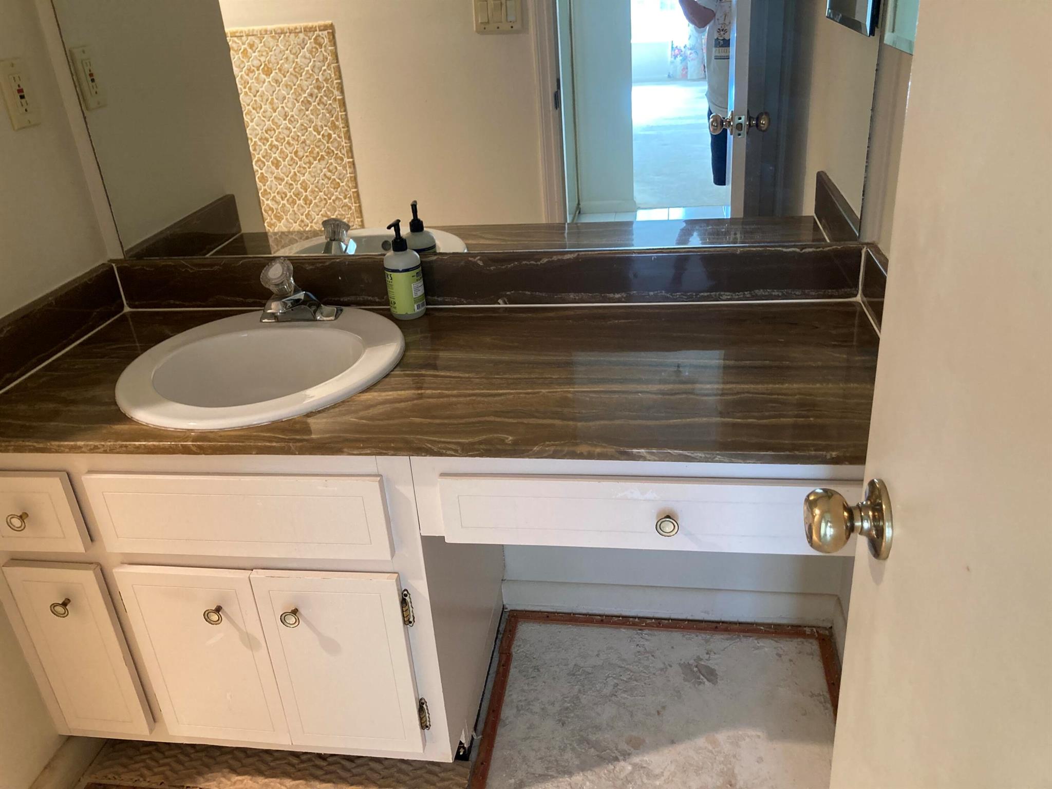 Longwood condo - Residential