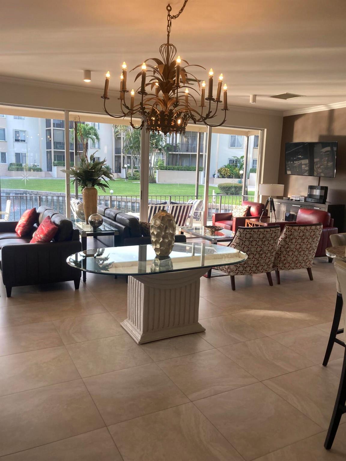 Longwood condo - Residential