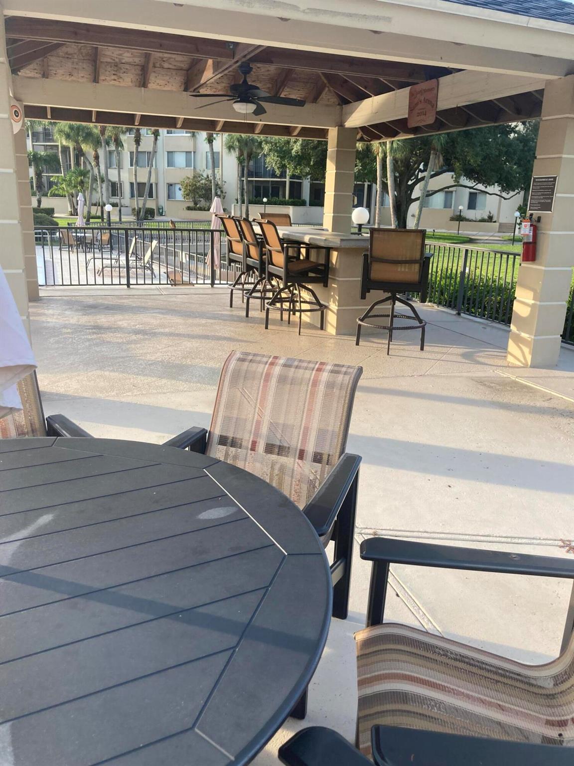 Longwood condo - Residential