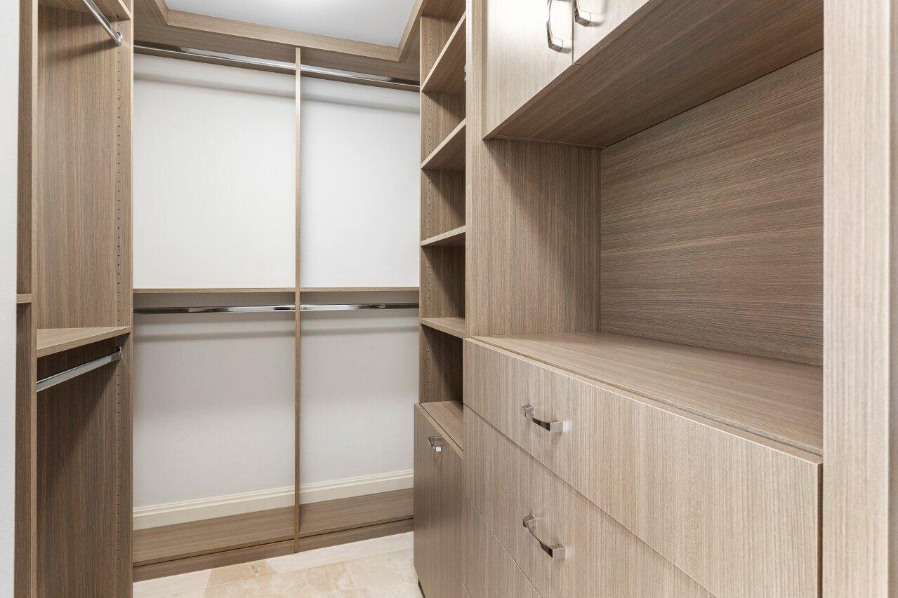 DORCHESTER INC 200 N OCEA - Residential