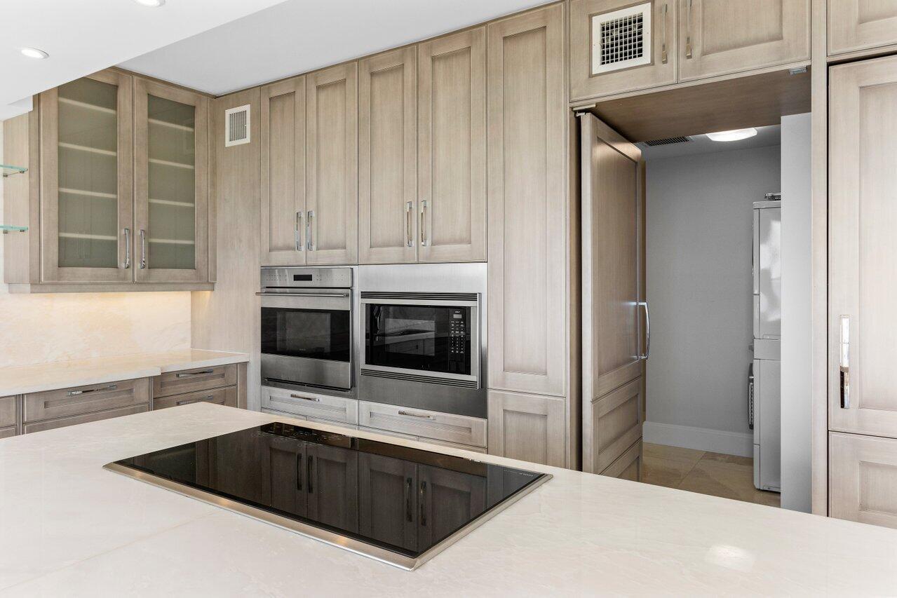 DORCHESTER INC 200 N OCEA - Residential