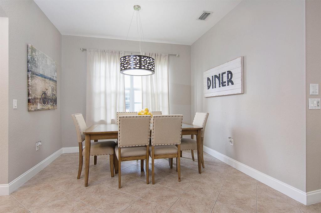 MINI ASSEMBLAGE PUD 9 - Residential