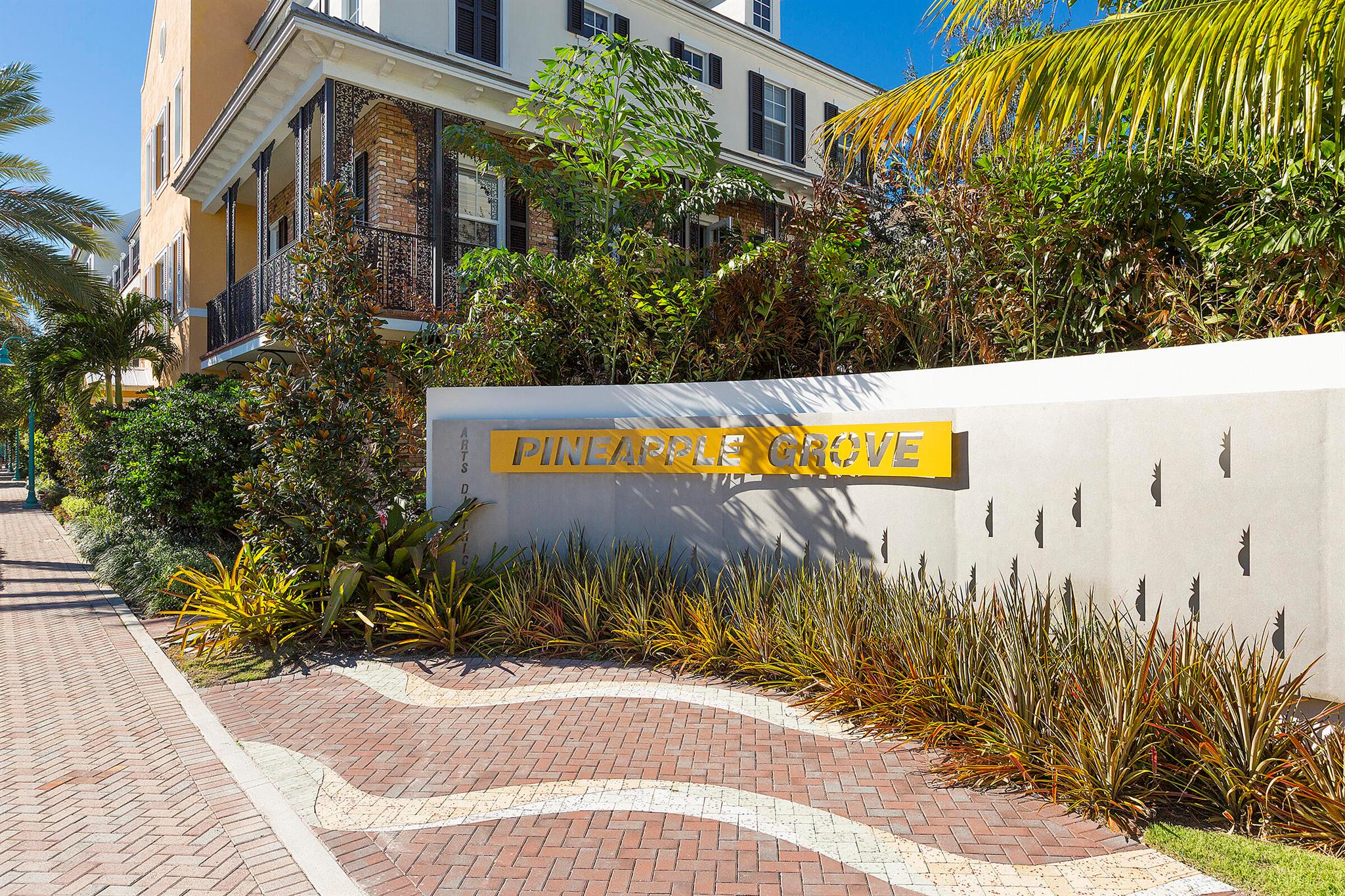 View photos, virtual tours, details... 389 E Cannery Row Circle