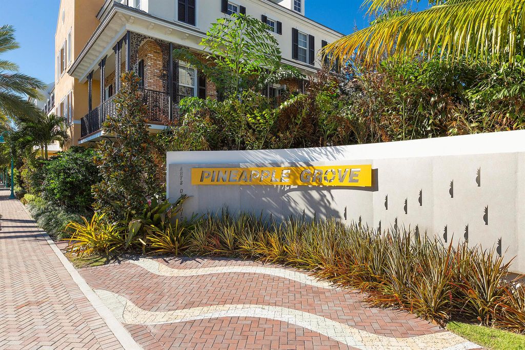 Photo of 389 E Cannery Row Circle, Delray Beach, FL 33444 (MLS # R11136899)