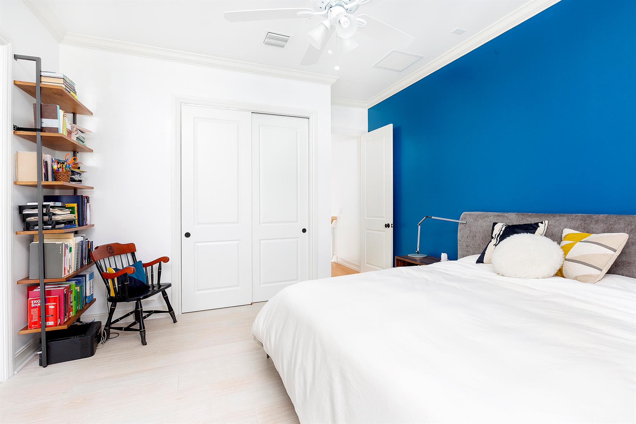 CANNERY ROW - Residential