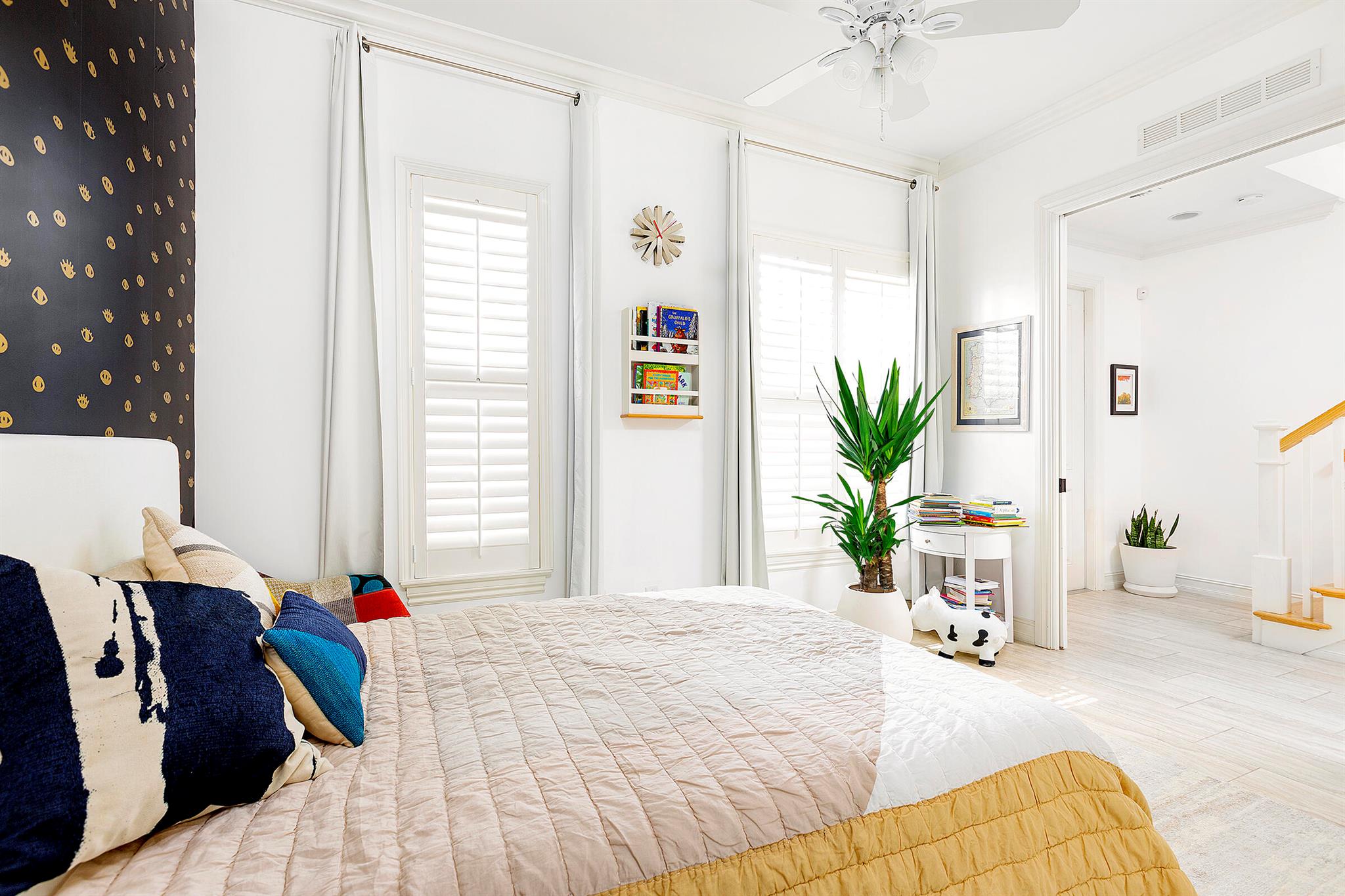 CANNERY ROW - Residential