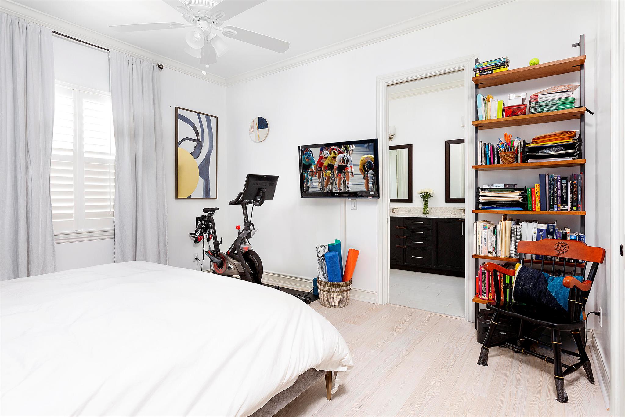 CANNERY ROW - Residential