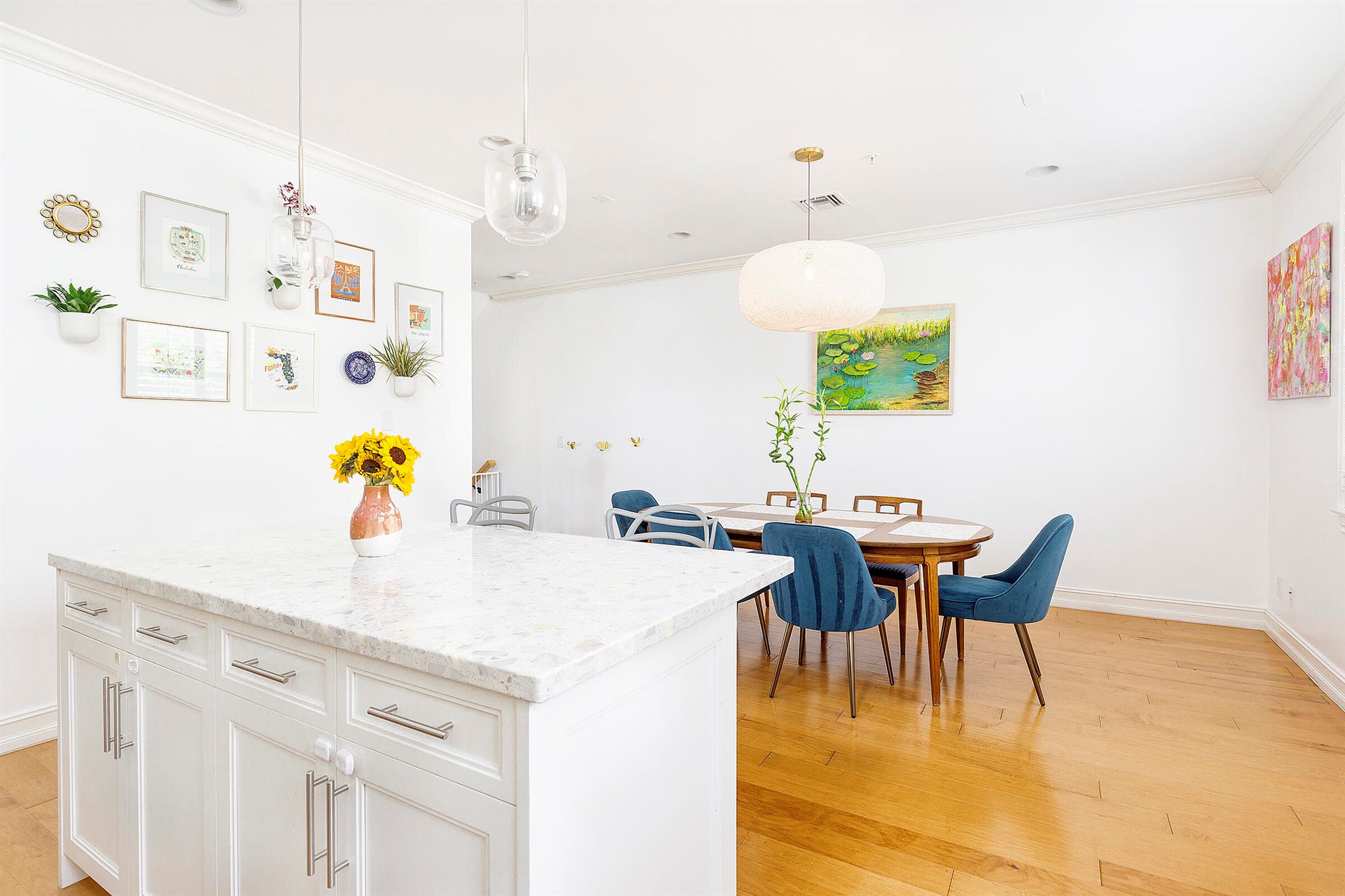 CANNERY ROW - Residential