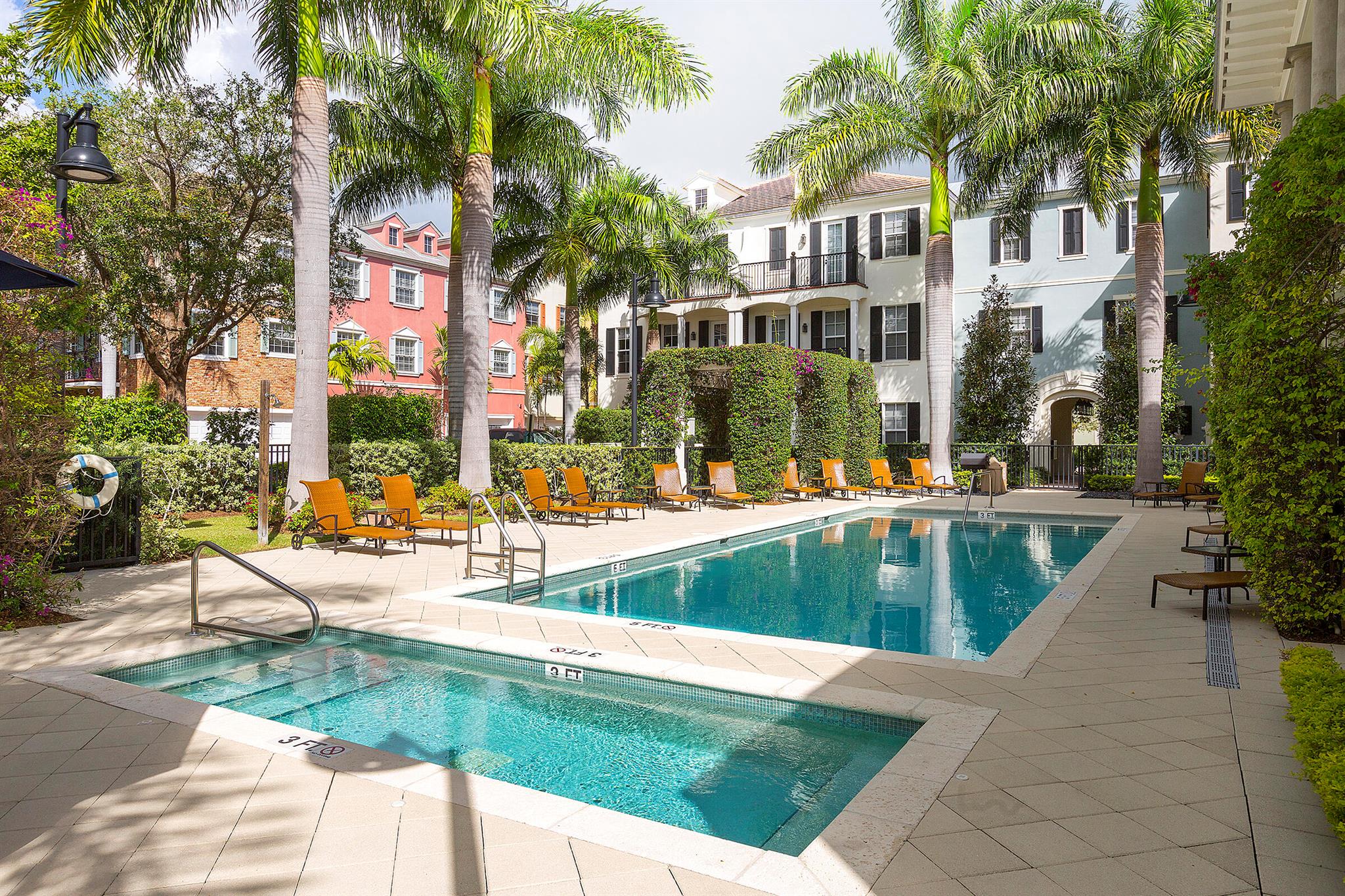 CANNERY ROW - Residential