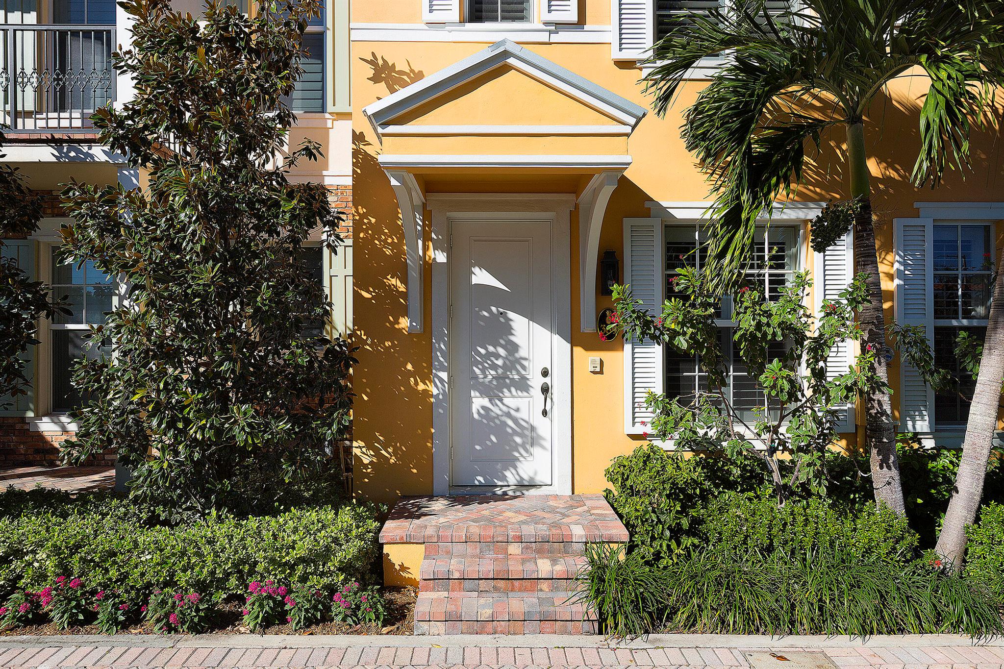 View photos, virtual tours, details... 389 E Cannery Row Circle