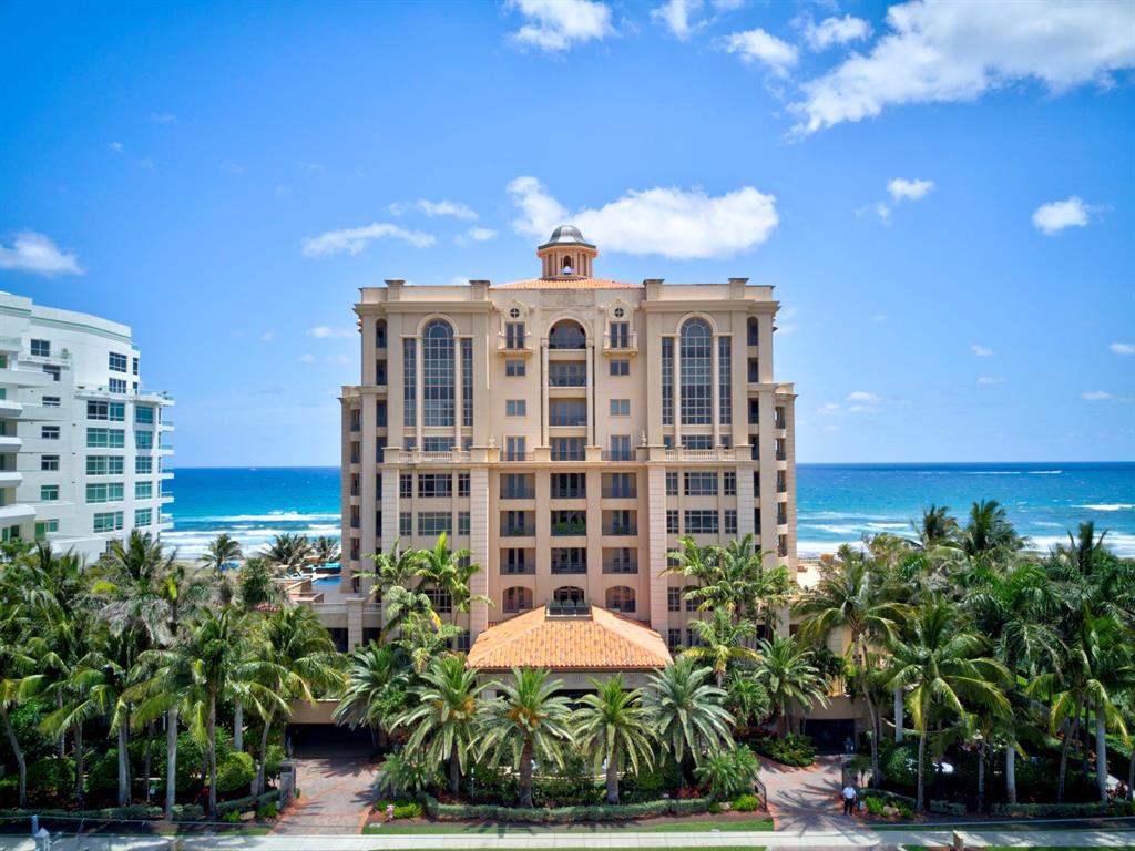 LUXURIA CONDO - Residential