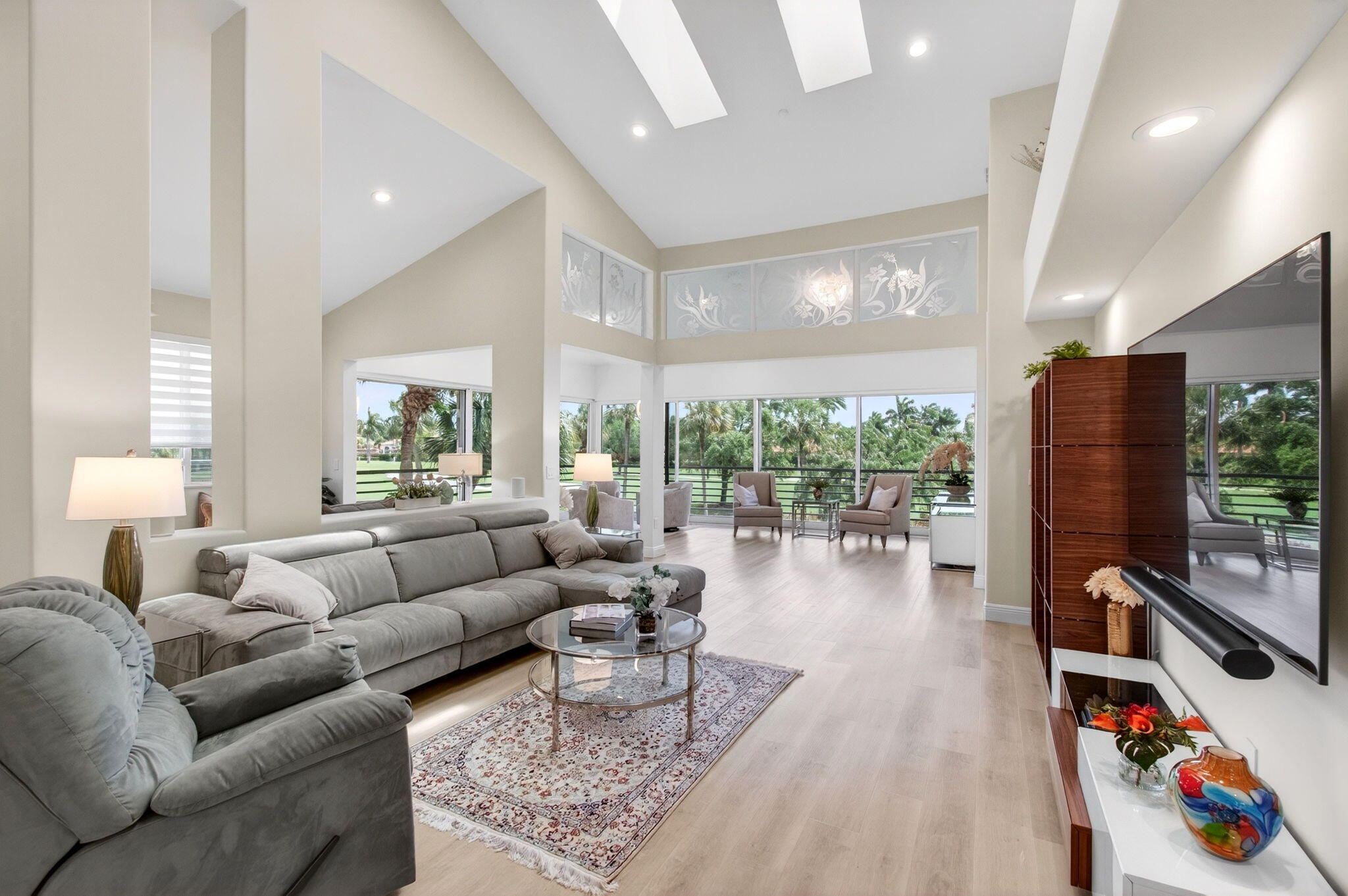 BRIDGEPOINTE - Residential