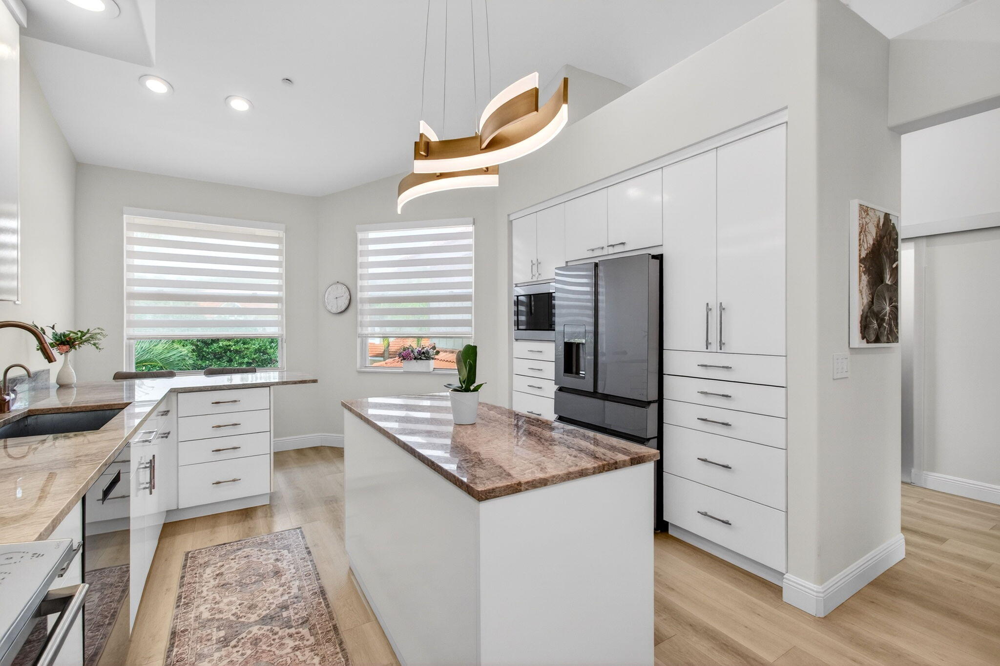 BRIDGEPOINTE - Residential