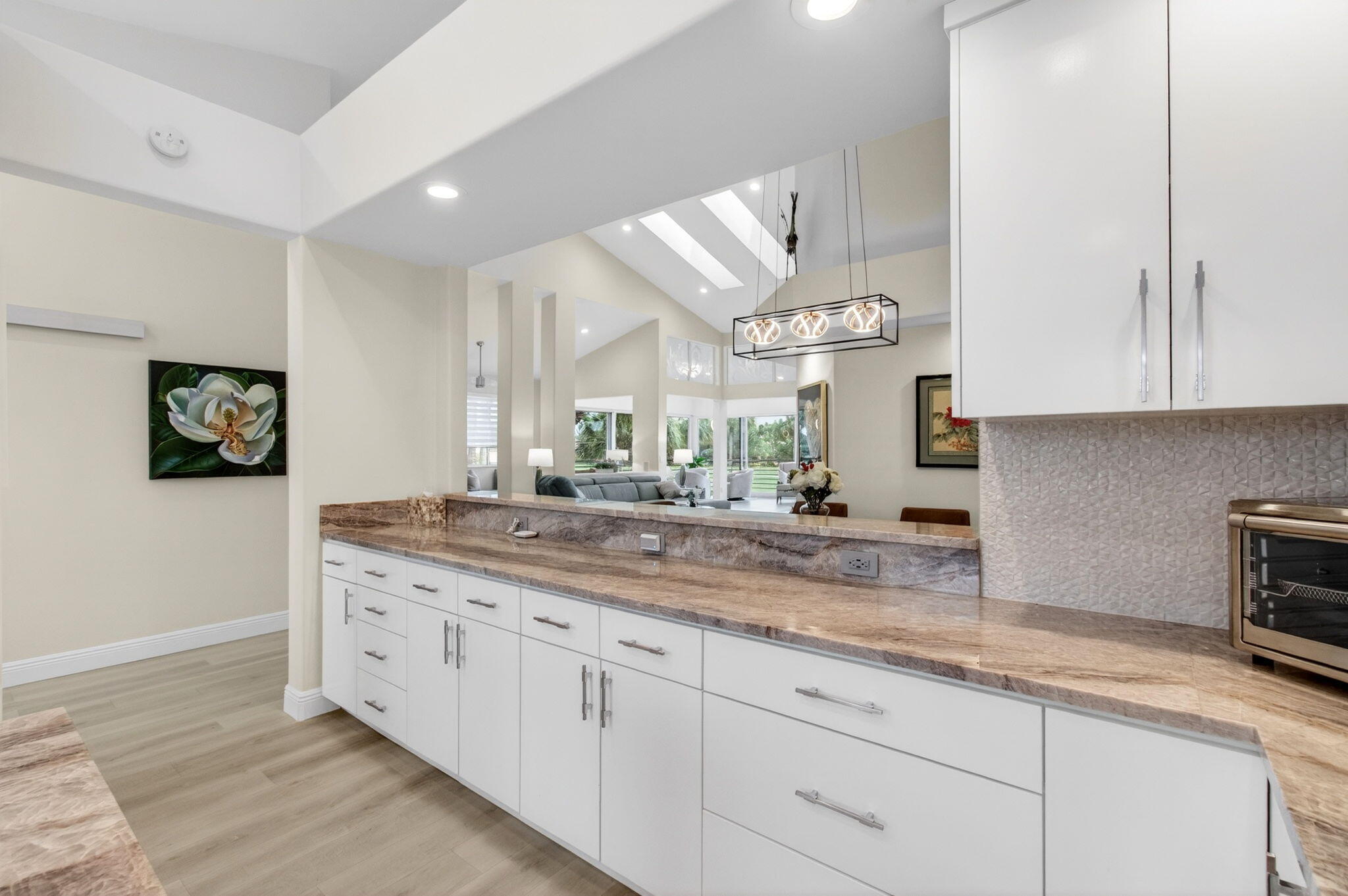 BRIDGEPOINTE - Residential