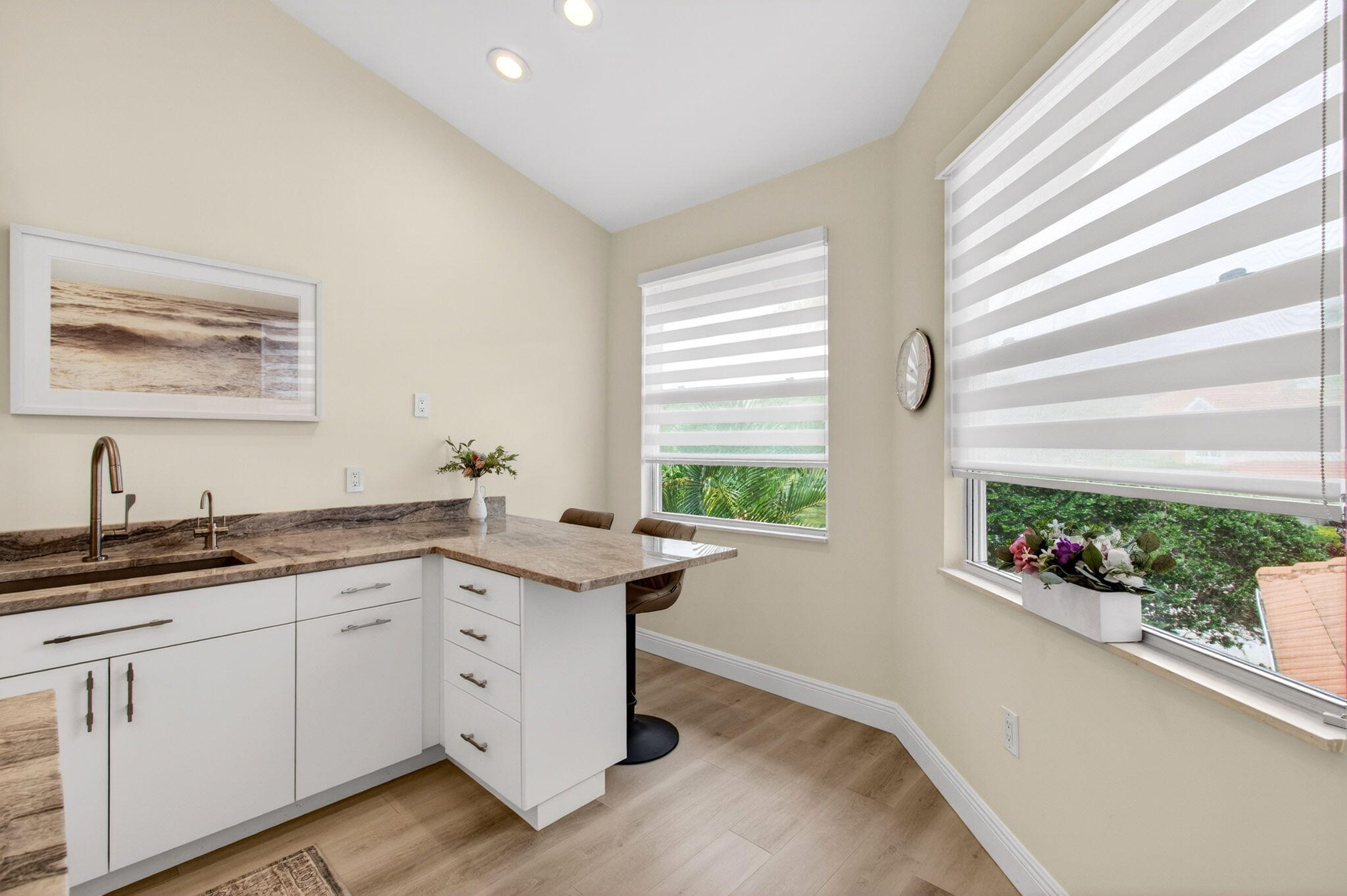 BRIDGEPOINTE - Residential