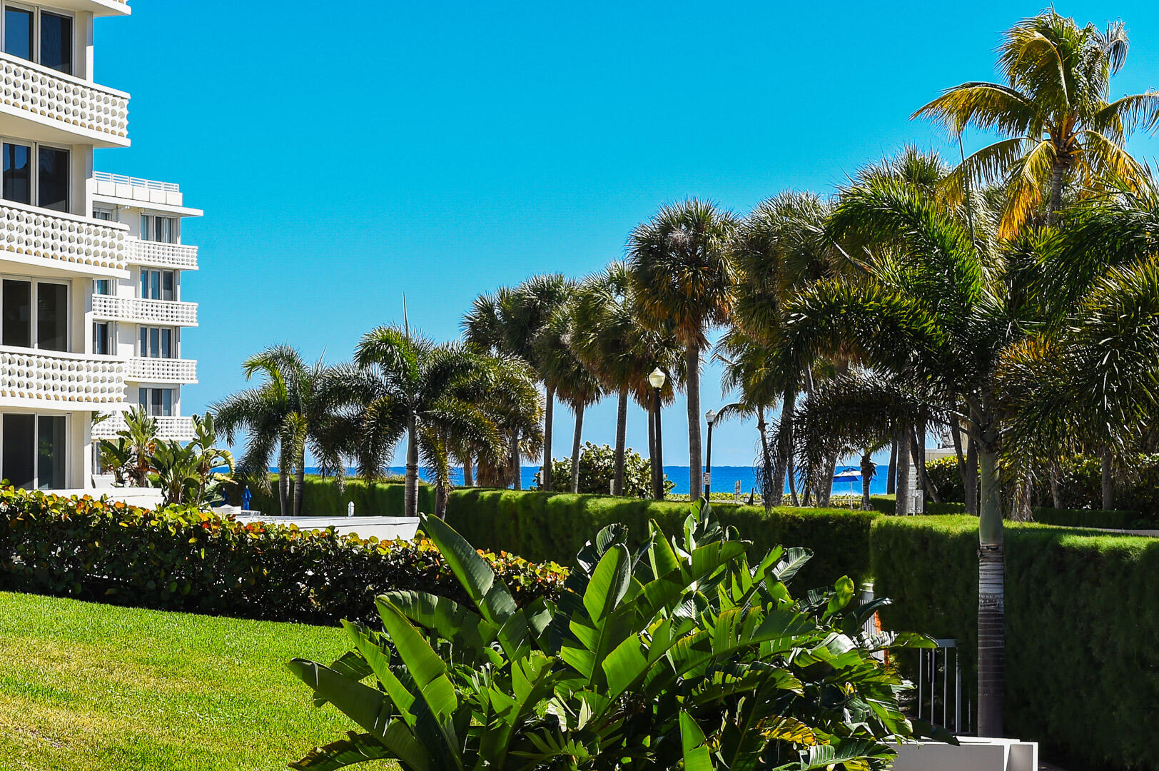 130 Sun & Surf - Residential