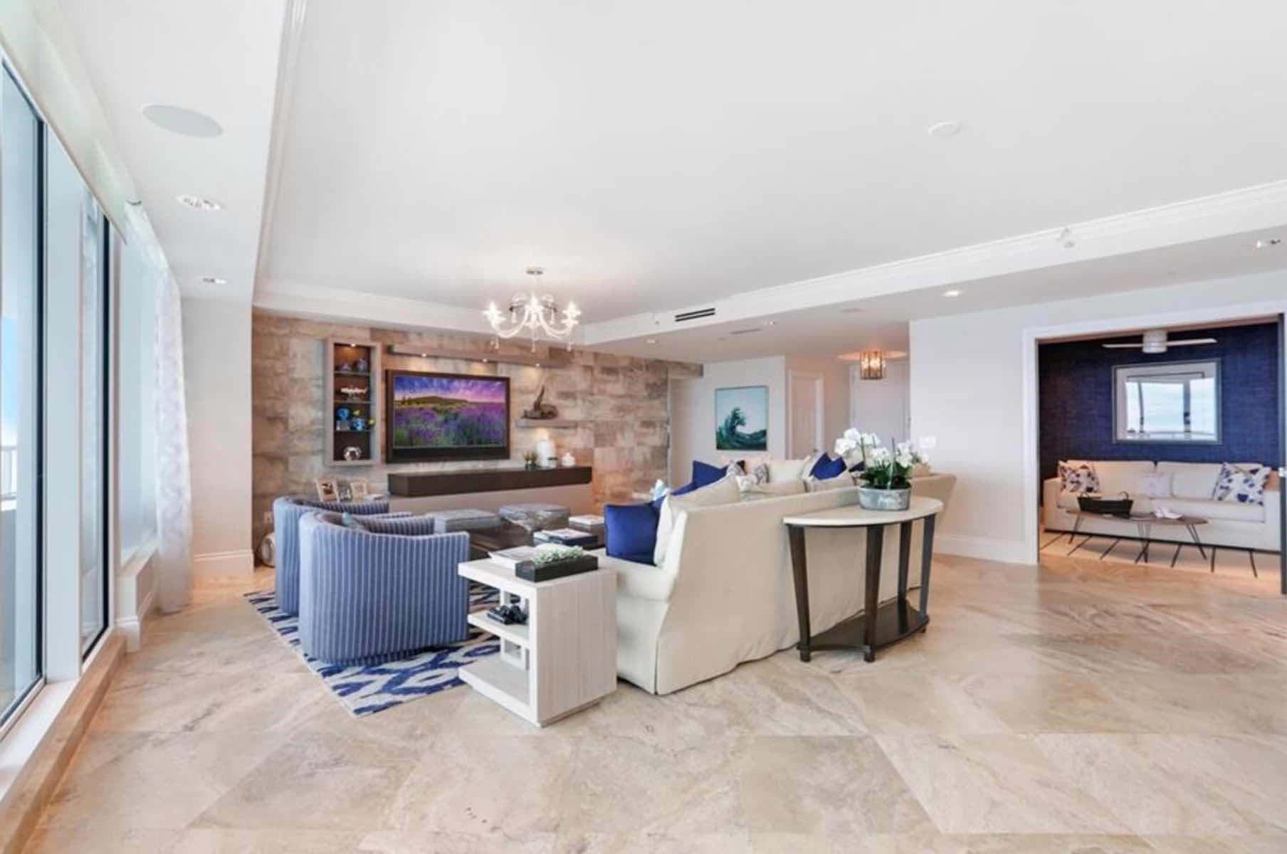 Ritz Carlton - Residential