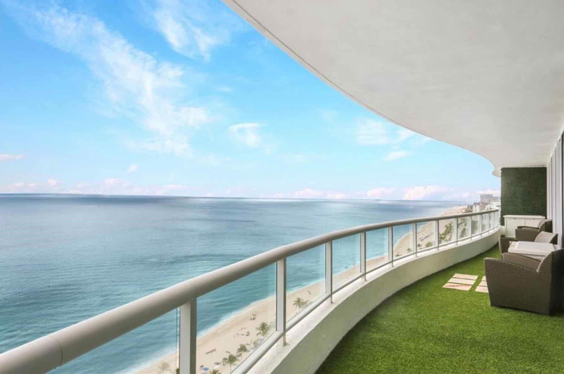 Ritz Carlton - Residential